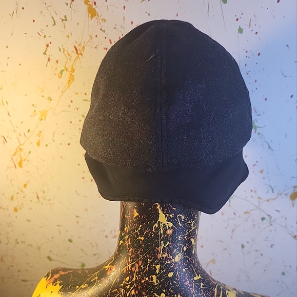 Tilley Duckbill Cap 75% Wool Canada Made - Picture 6 of 8